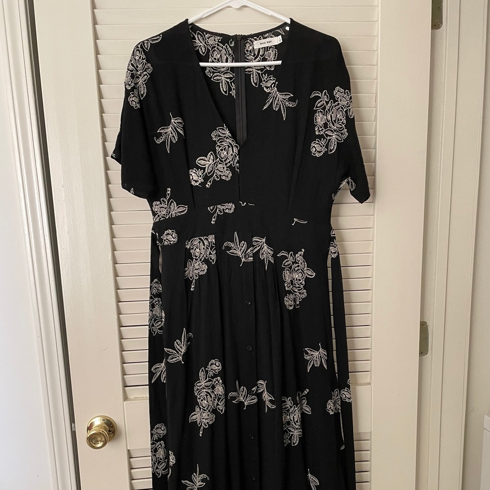 Mod Ref women’s Maxi Wrap dress